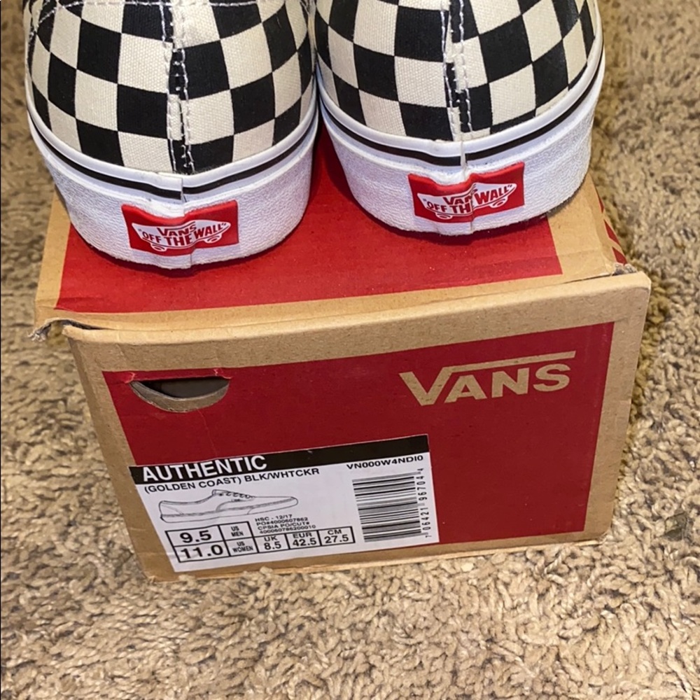 ‼️Trendy Cream Checkered Vans - Picture 2 of 2